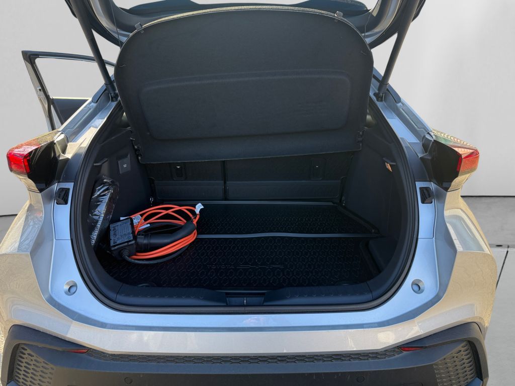 Toyota C-HR 2.0 Plug-in-Hybrid Team D Apple Car Play