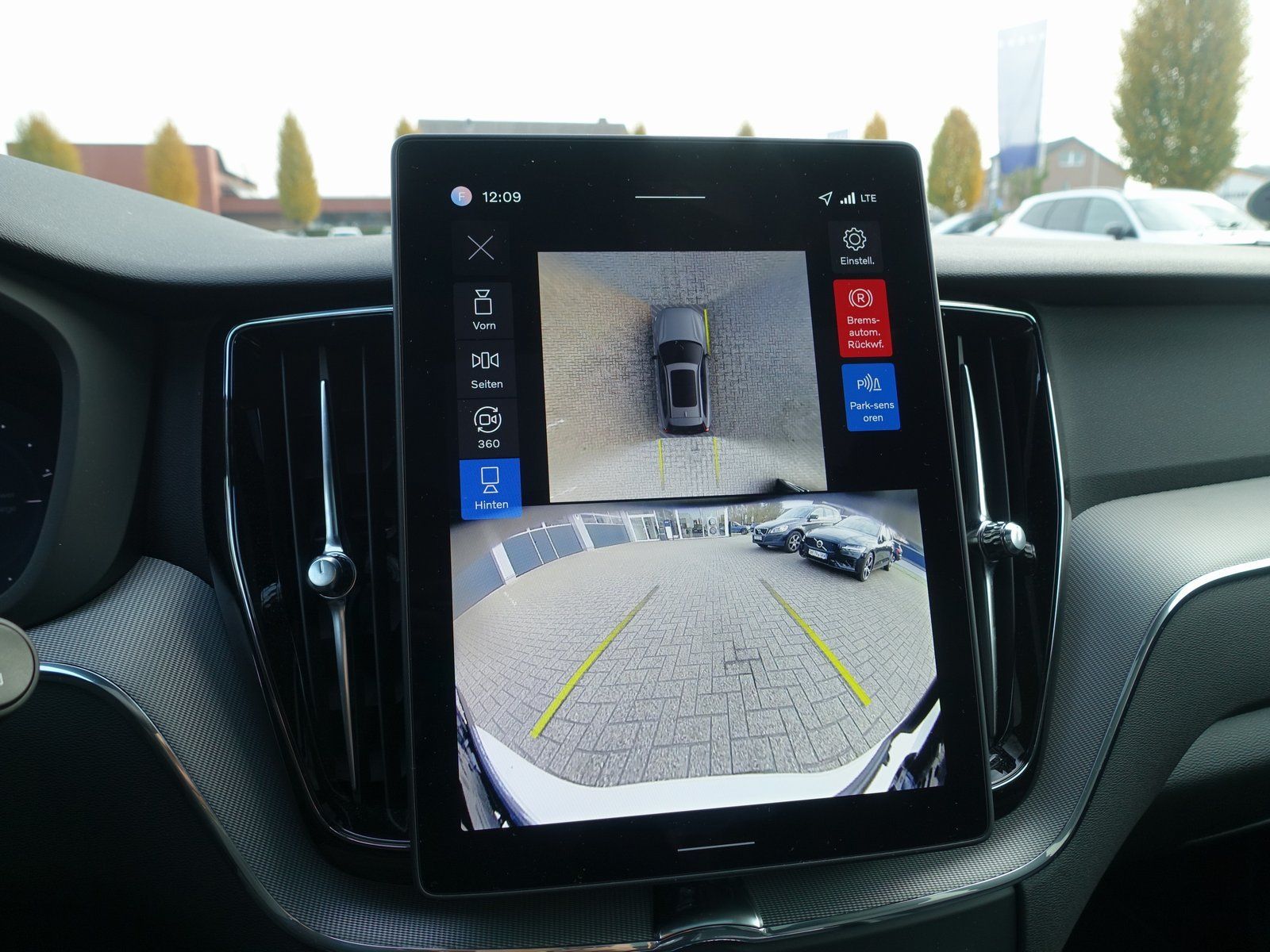 Volvo XC60 T6 Black Edition Plus Dark 360°/AHK/22"