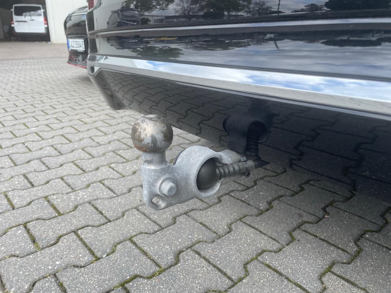 Volvo XC 60 T6 AWD Inscription Expression Plug-In AHK