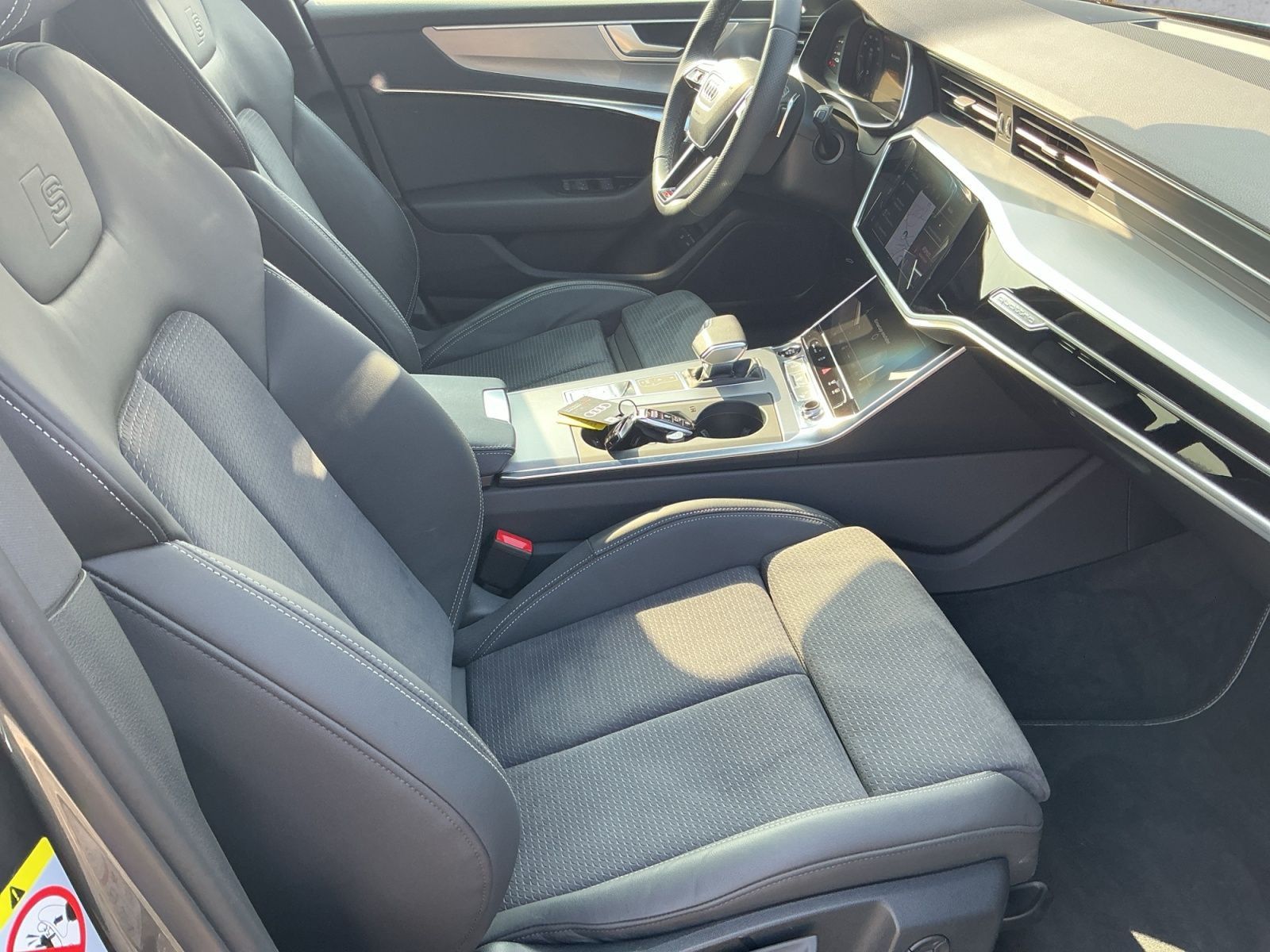 Audi A6 Avant 55 TFSI e QU S-LINE HuD+AHK+PANO+360°