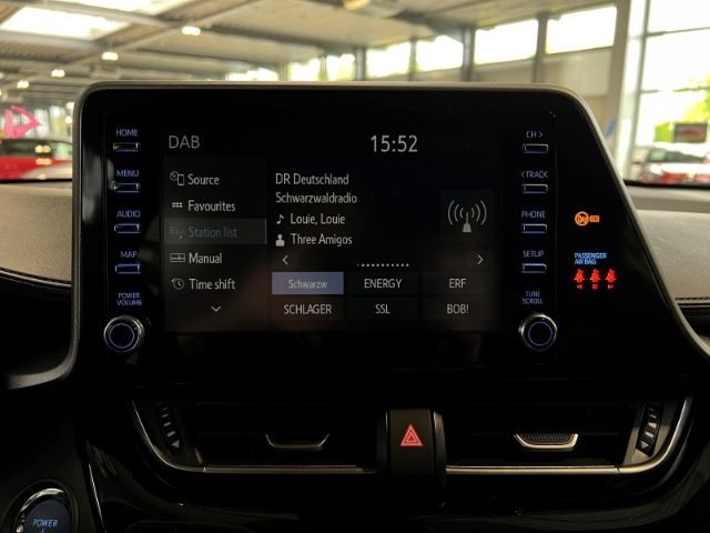 Toyota C-HR Hybrid Flow - Samsaru's Car Outlet