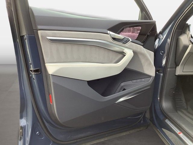 Audi Q8 Sportback e-tron 55 quattro S-line Matrix LED