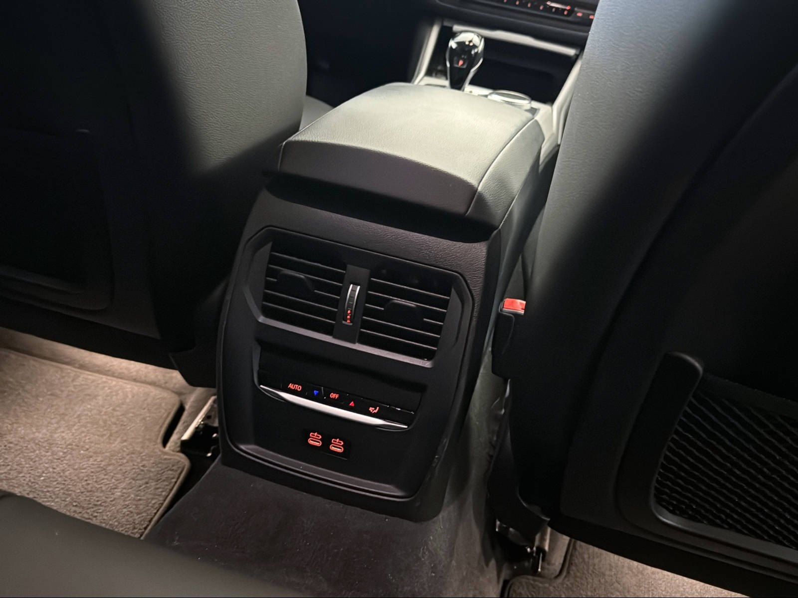 BMW 320e Touring - Samsaru's Car Outlet