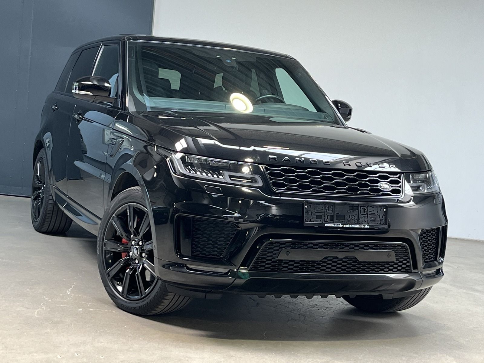 Range Rover Sport HSE-Dynamic - Samsaru's Car Outlet