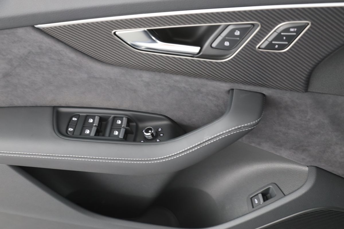 Audi Q7 50 TDI quattro tiptronic S line 7-Sitzer