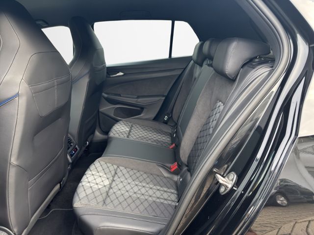 Volkswagen Golf VIII 1.5 eTSI R-Line LED+/App/ACC/360°