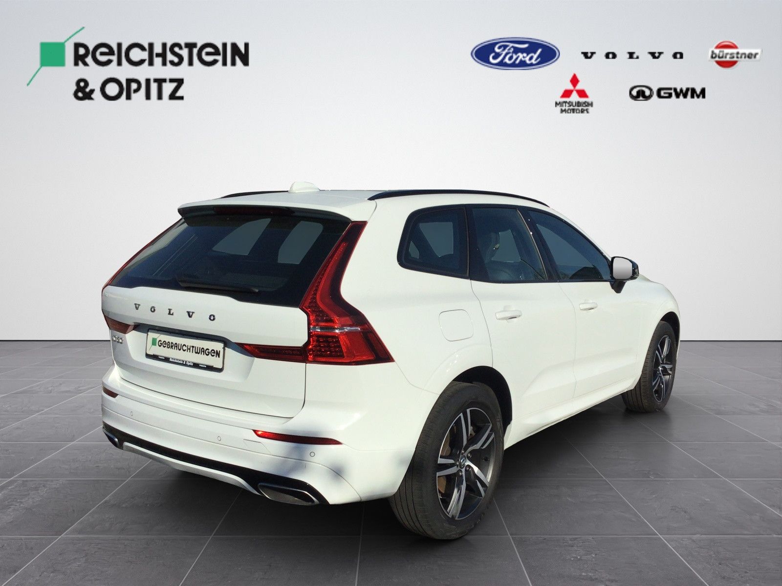 Volvo XC60 B5 AWD R Design - Samsaru's Car Outlet