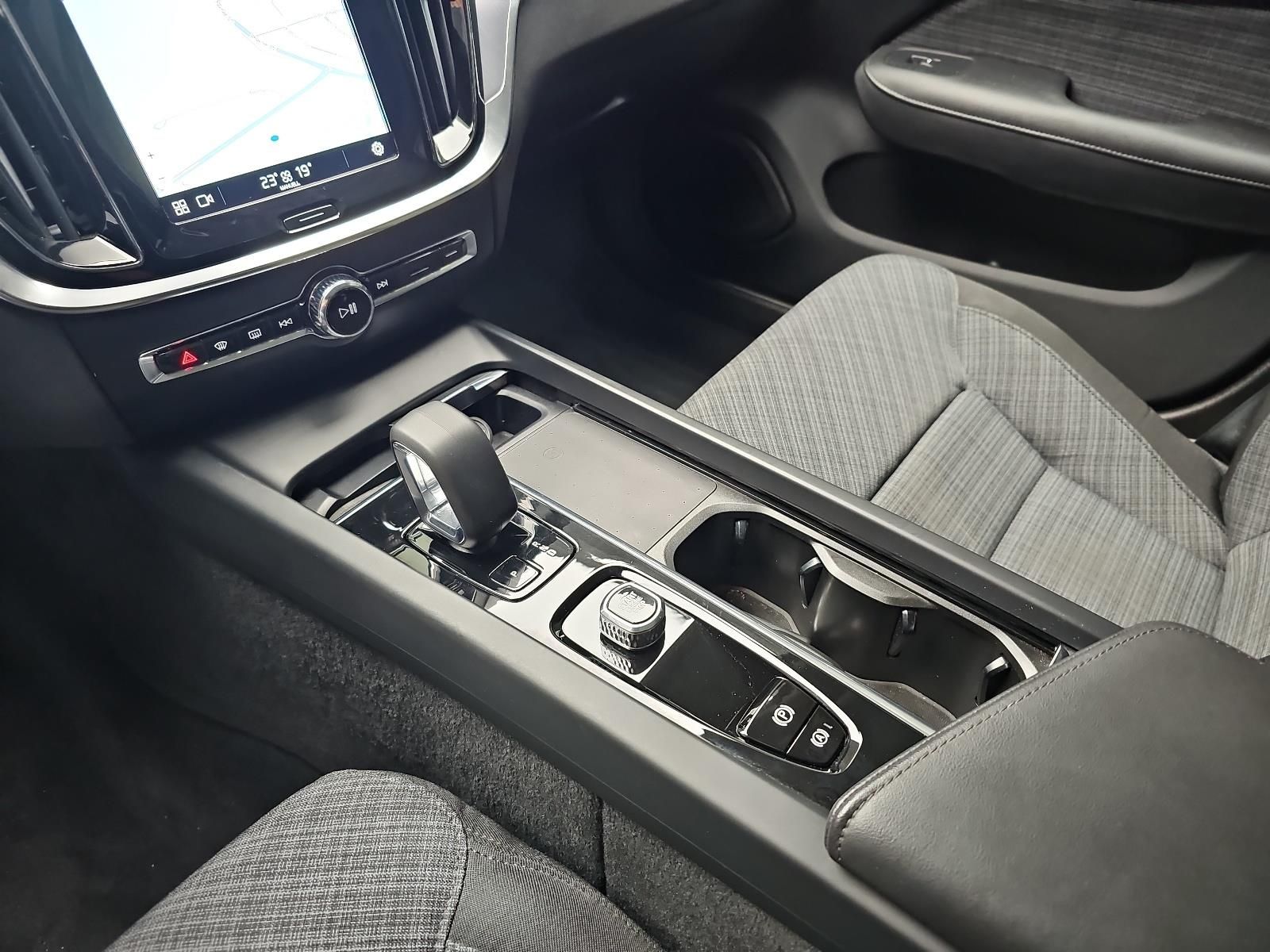Volvo S60 B4 AUTO. CORE NAVI LED GOOGLE KAMERA LM17