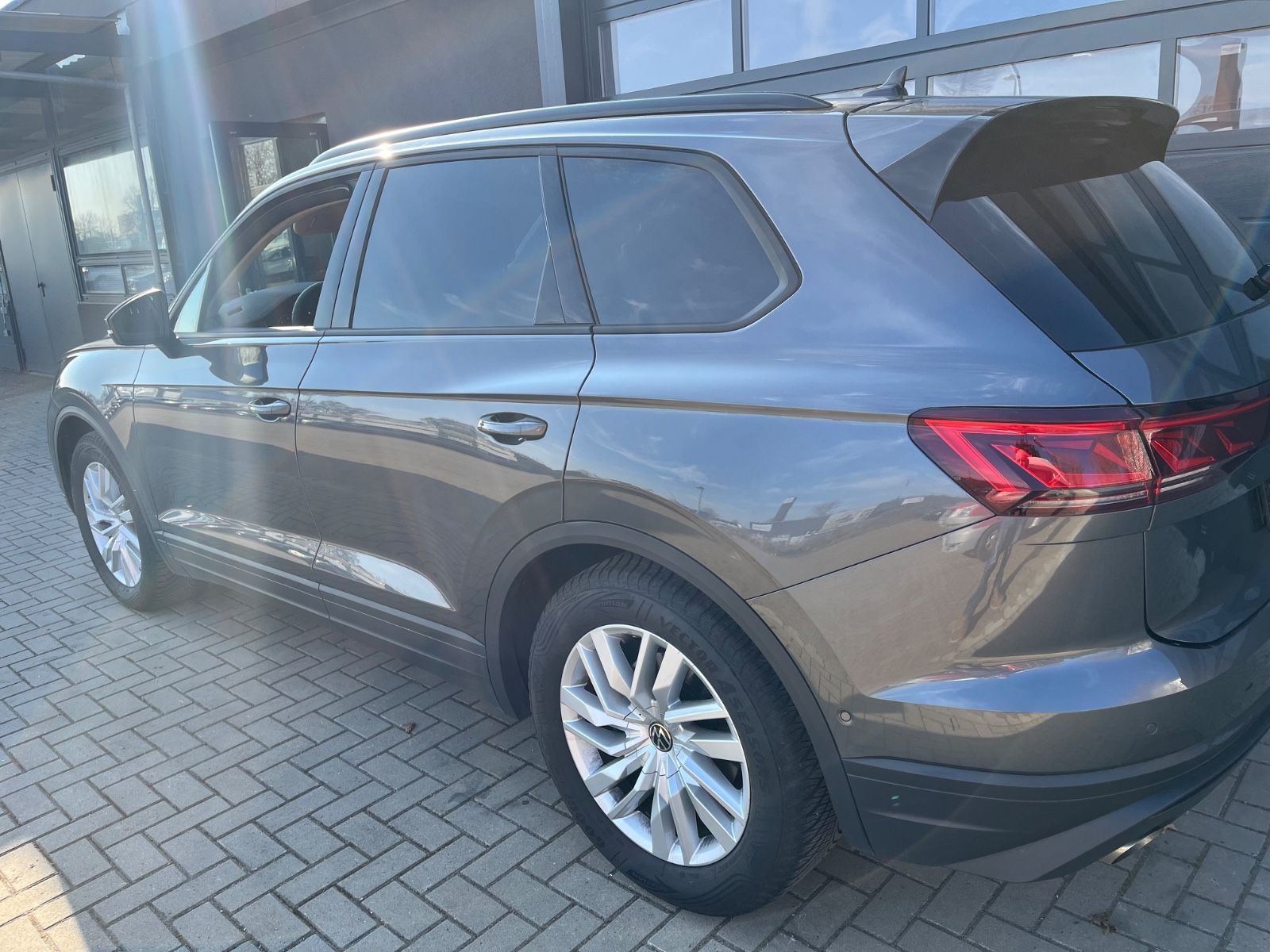 Volkswagen Touareg 3.0 TDI  4Motion Luftfahr Leder AHK LED