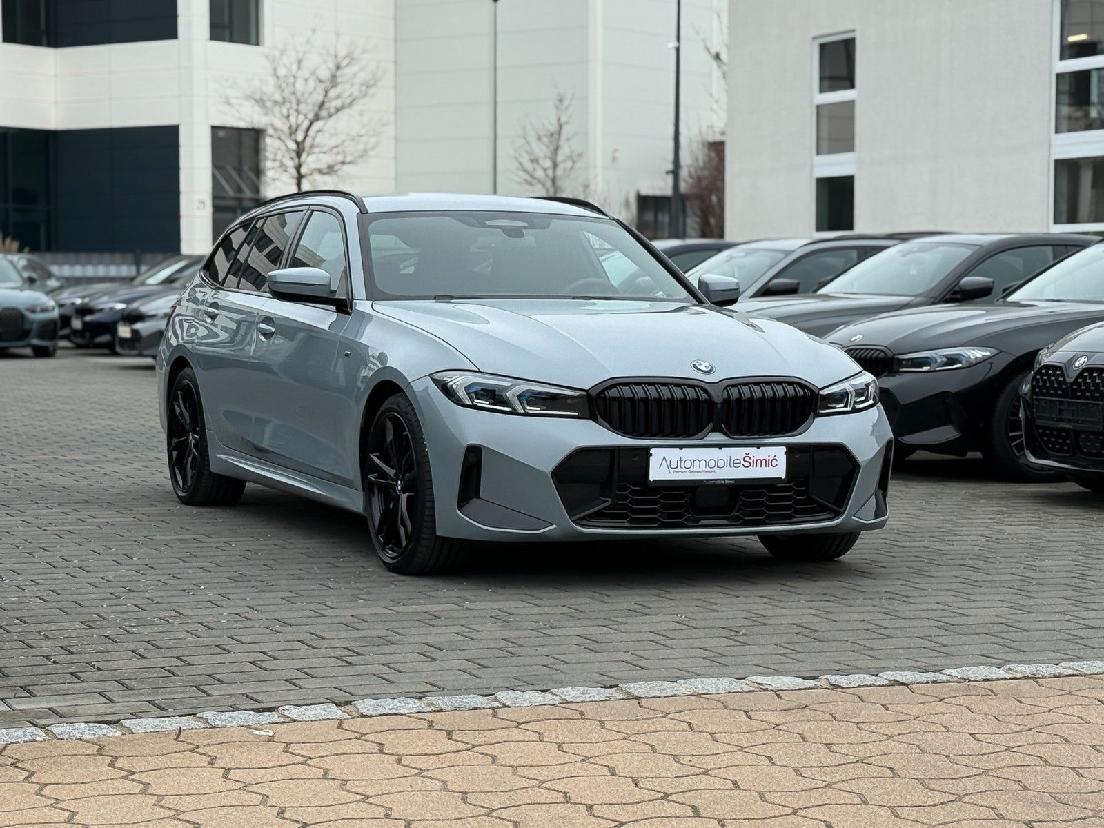 BMW 320d xD M Sport pro HuD AHK hifi 19" ACC StHzg