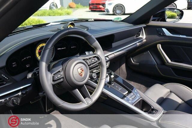Porsche 992 - 911 Carrera 3.8 Turbo S cabrio BURMESTER
