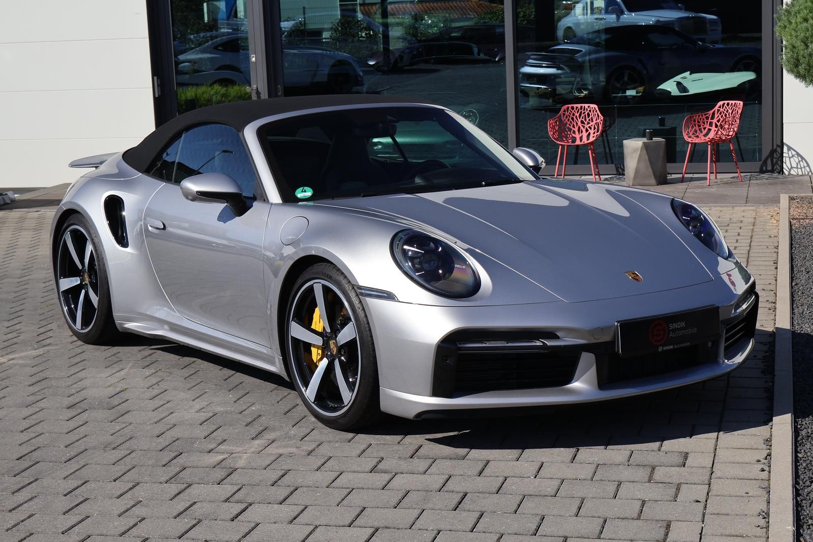 Porsche 992 - 911 Carrera Turbo S cabrio HERITAGE Manuf.