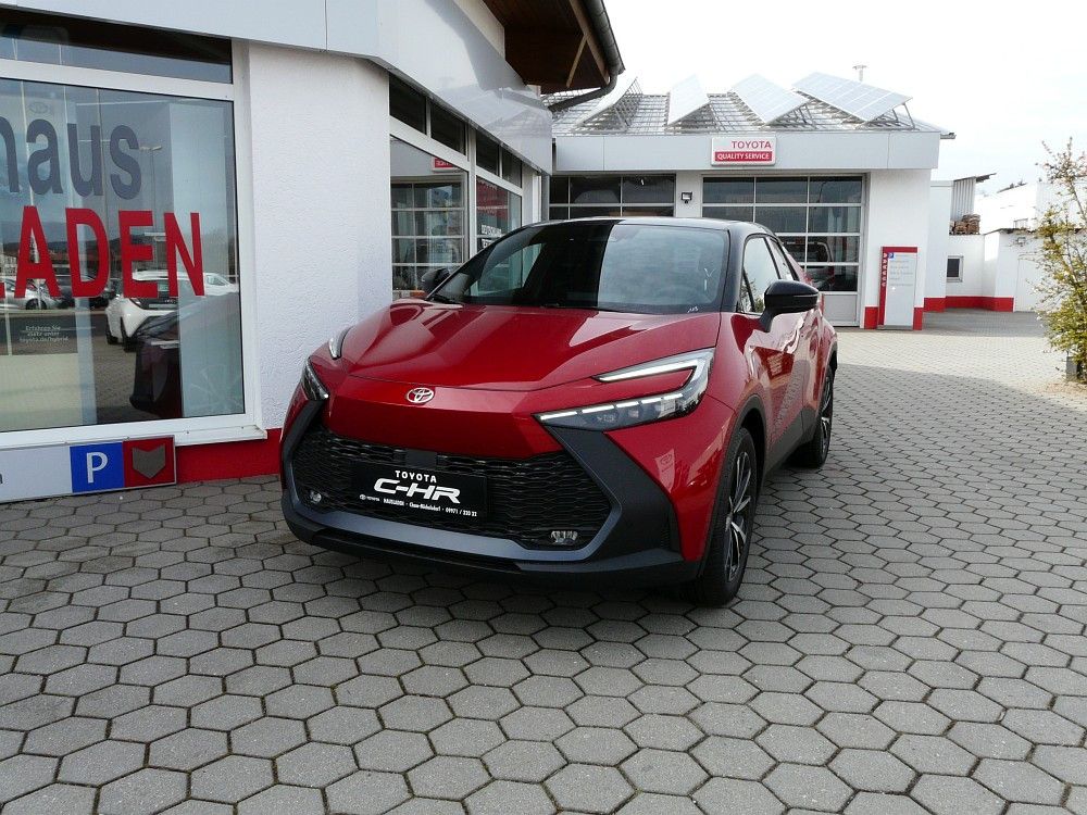 Toyota C-HR Team D  2,0 Hybrid