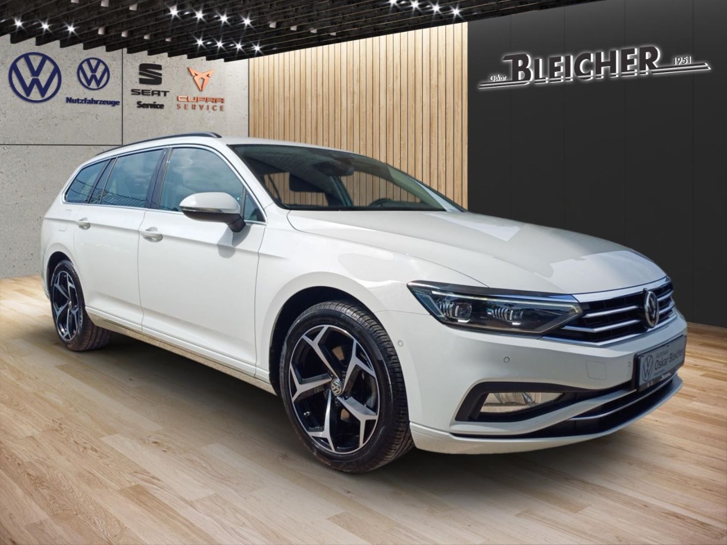 Volkswagen Passat 2.0 TSI Business - Samsaru's Car Outlet