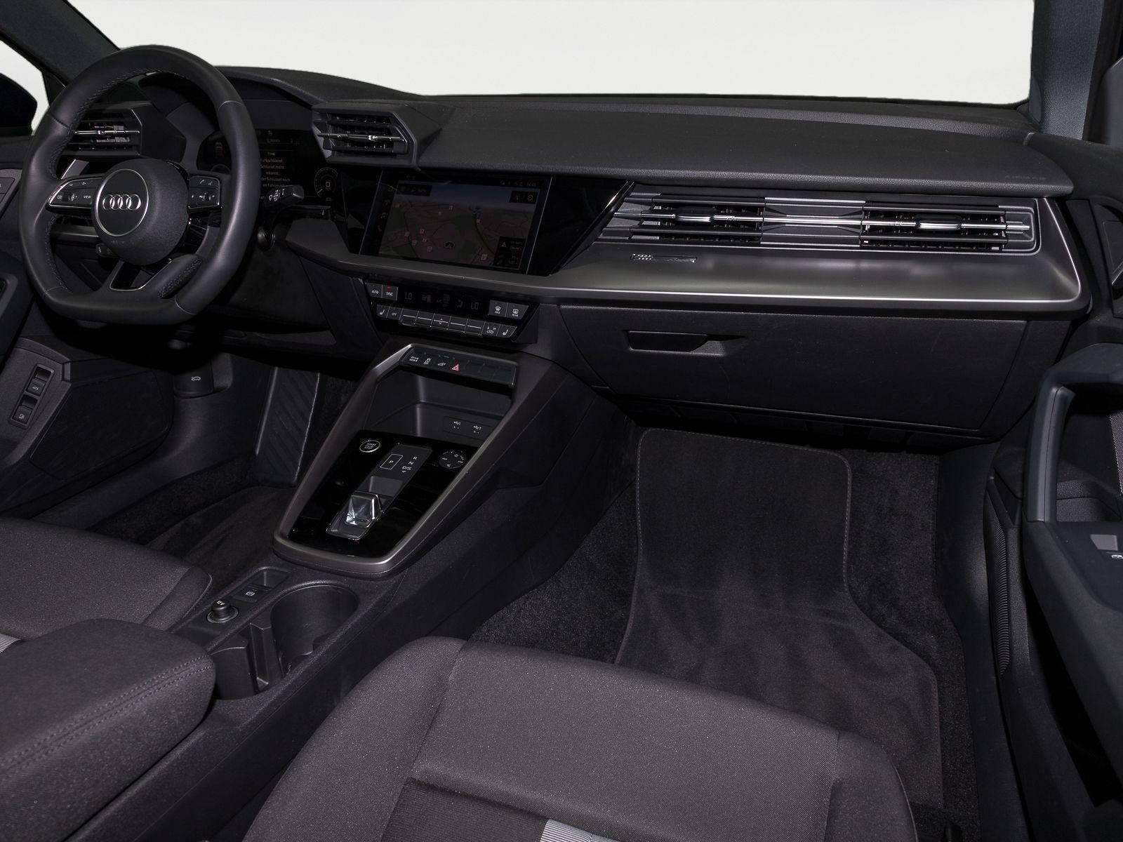 Audi A3 Sportback 40 TFSIe ADVANCED - Samsaru's Car Outlet