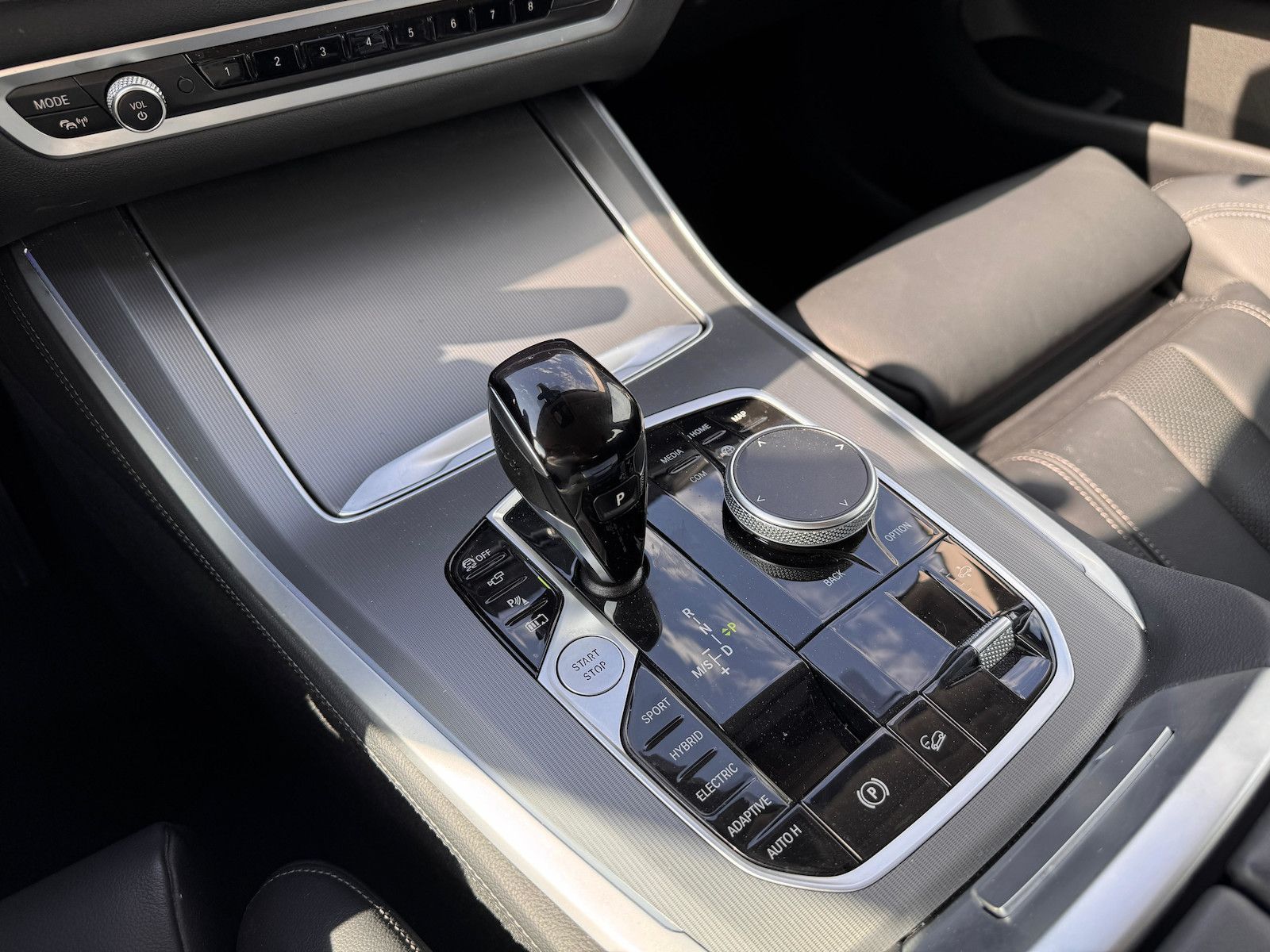BMW X5 xDrive45e 1.HAND HUD GESTIK LED 360 LEDER
