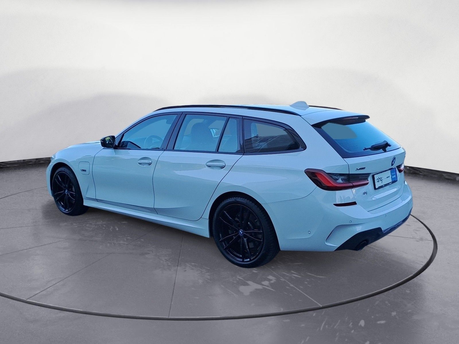 BMW 330e xDrive M Sport Innovationsp. AHK Head UP La