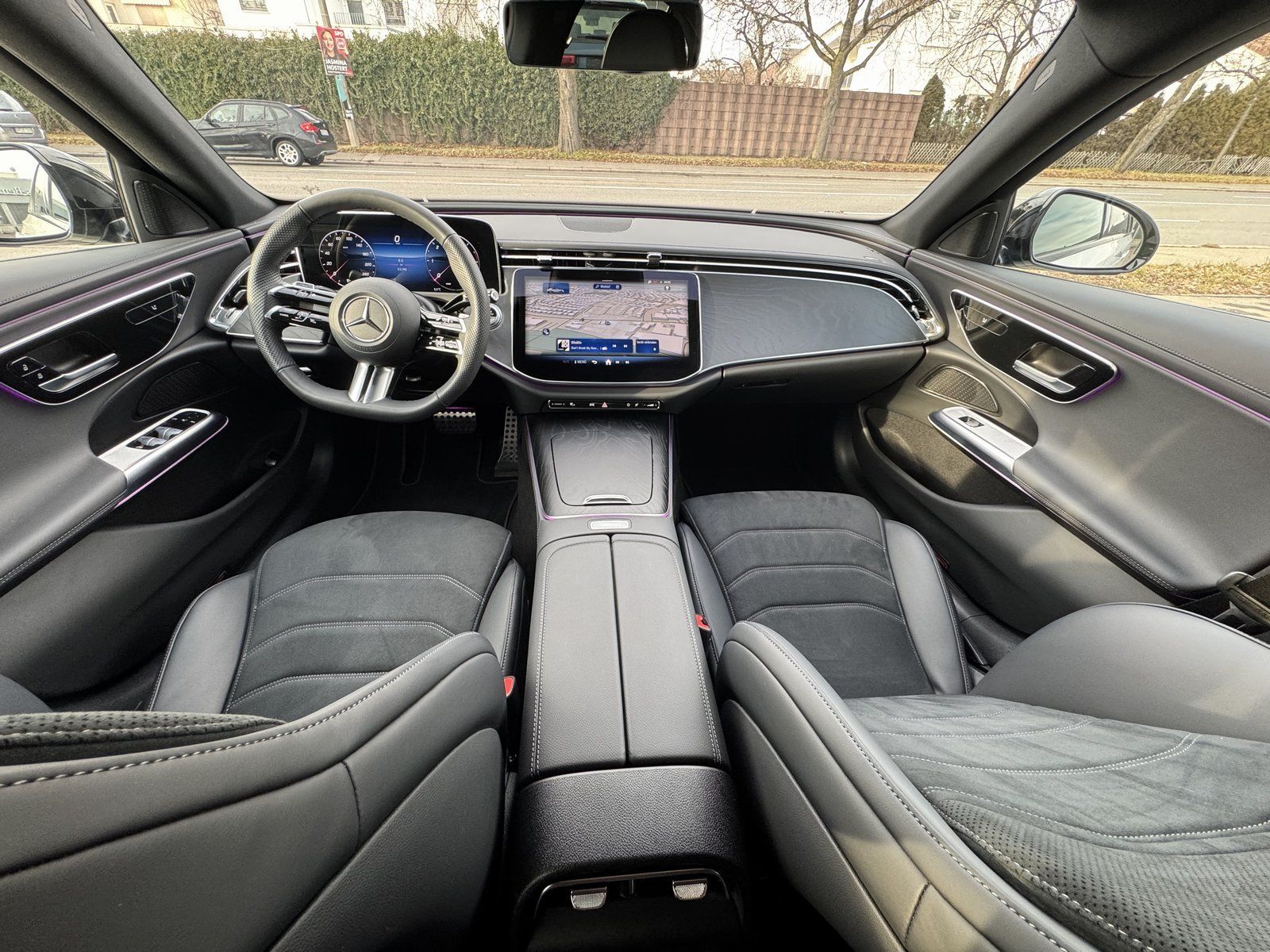 Mercedes-Benz E 220 d AMG - Samsaru's Car Outlet