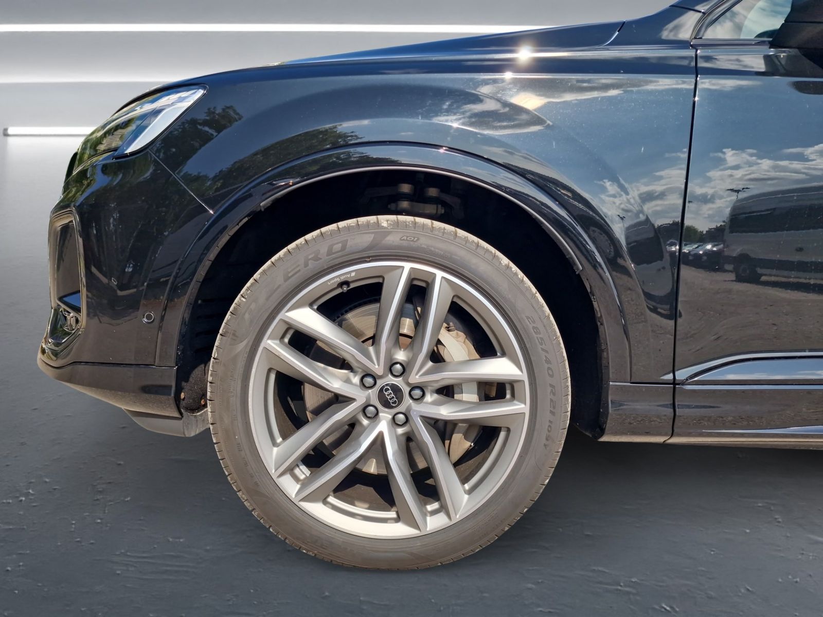 Audi Q7 55 TFSI e qu S line MATRIX Luft AHK HuD 21"