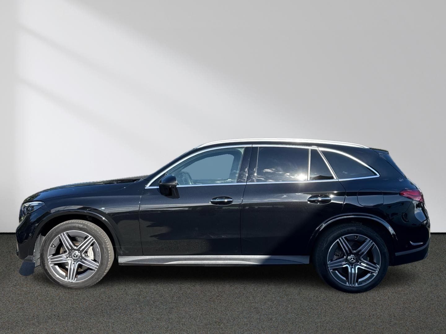 Mercedes-Benz GLC 300 e 4M AMG Panorama Airmatic AHK DigitalL.
