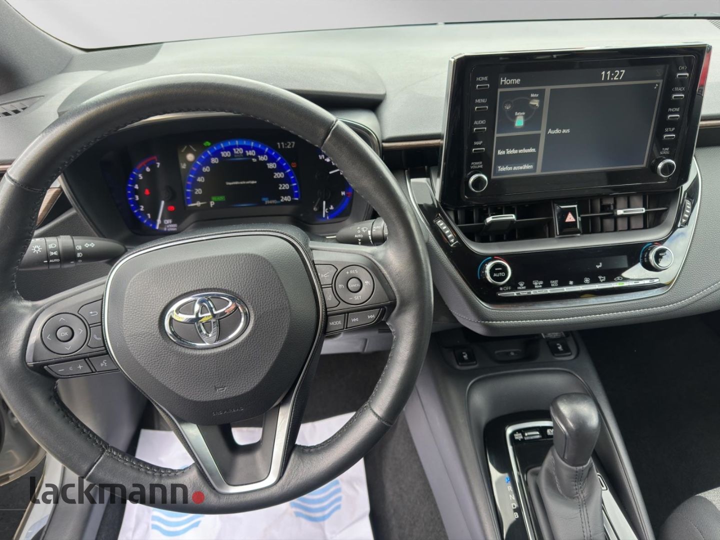 Toyota Corolla 1.8 Hybrid TS - Samsaru's Car Outlet