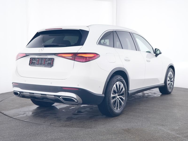 Mercedes-Benz GLC 200 4MATIC Avantgarde - Samsaru's Car Outlet