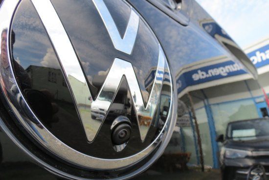 Volkswagen Amarok 2.0 TDI Life 4Motion - Samsaru's Car Outlet