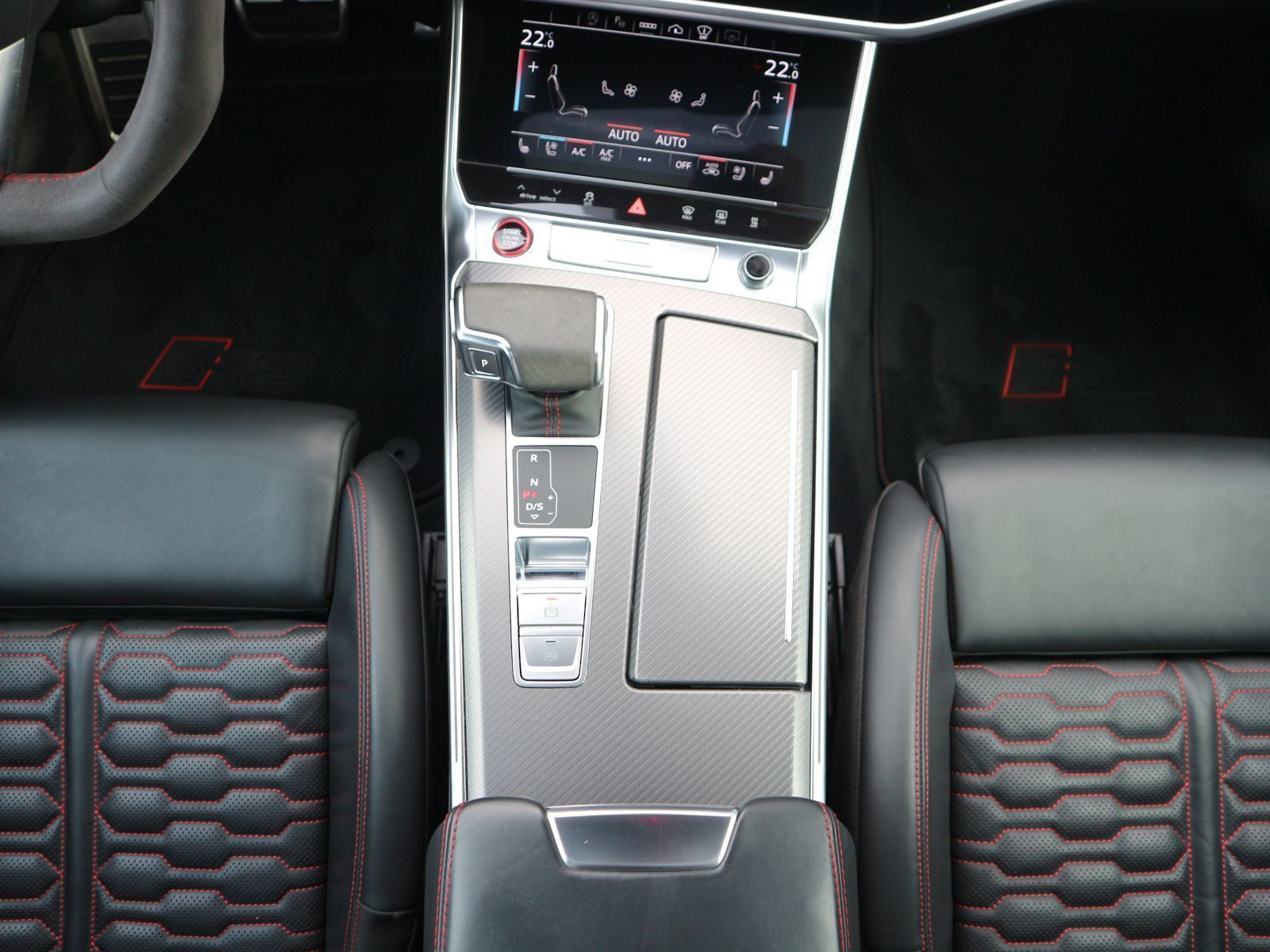 Audi RS 6 Avant 4.0 TFSI quattro MATRIX*AHK*HUD*PANO*