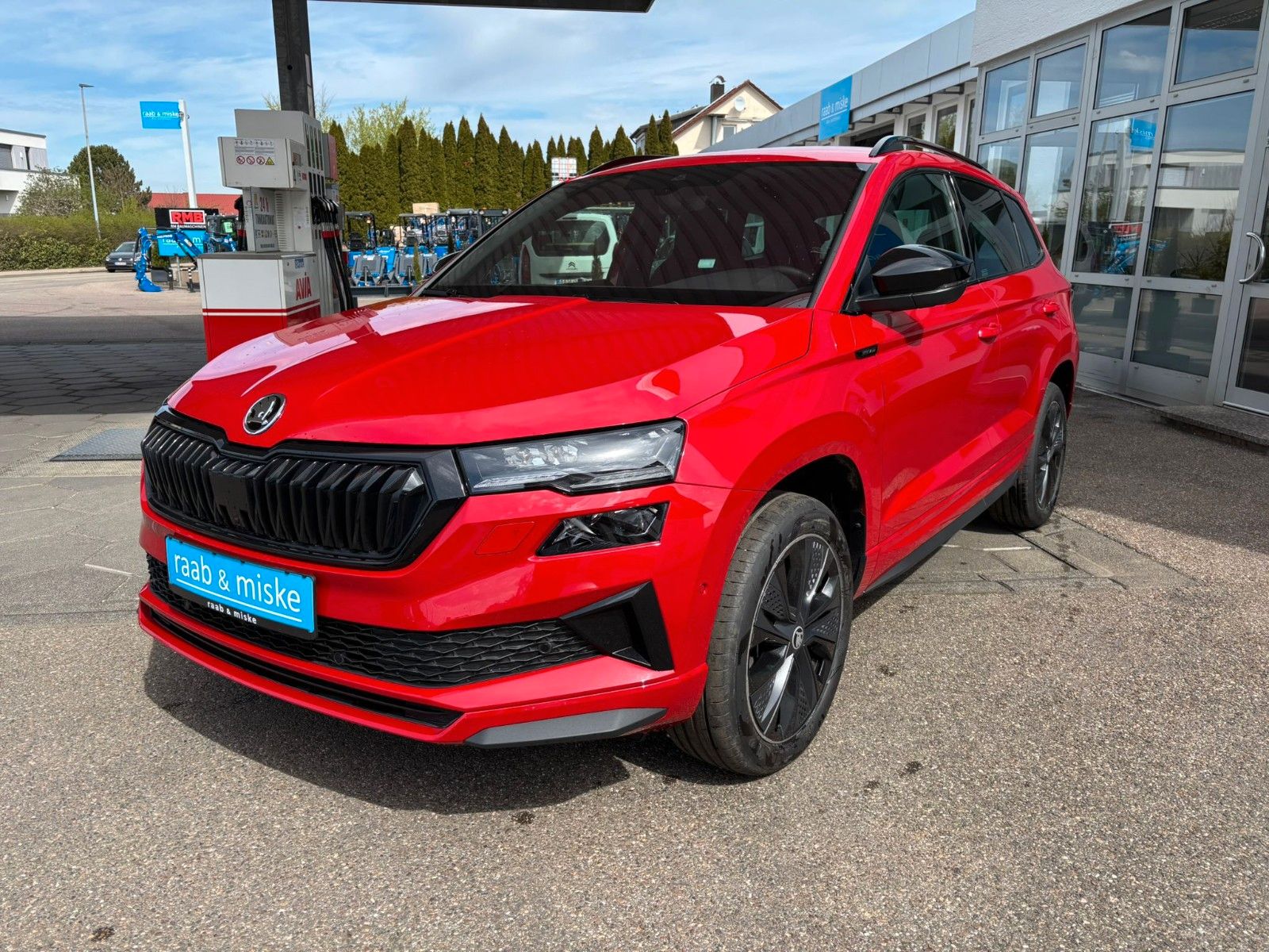 Skoda Karoq Sportline *AHK/Navi/ACC/SHZ/Garantie*