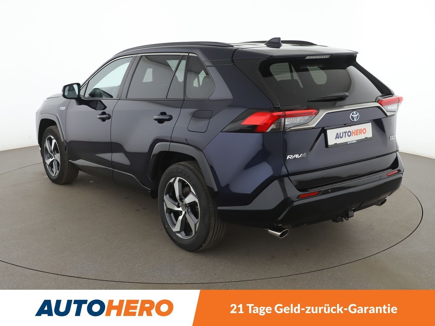 Toyota RAV 4 2.5 Hybrid 4x4 - Samsaru's Car Outlet