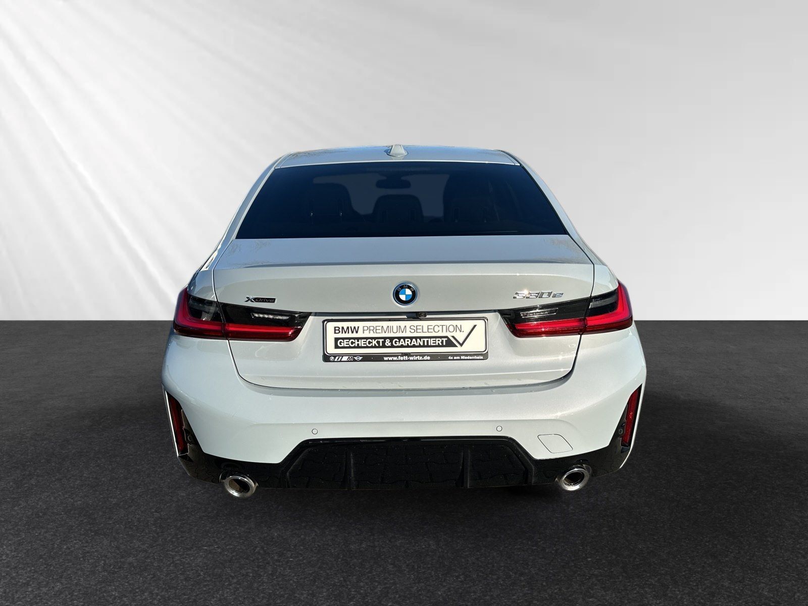 BMW 330e xDrive M Sport|Head-Up|Stop&Go|PA+|DA