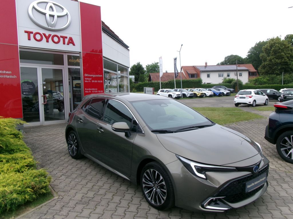 Toyota Corolla 1.8 Hybrid Team D +NAVI+TPKT+BI LED+