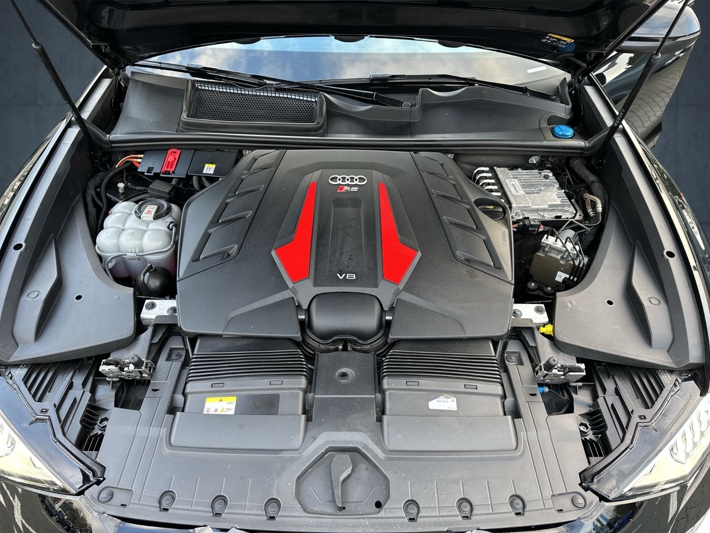Audi RSQ8 4.0TFSI quattro ACC AHK B&O MATRIX PANO 360