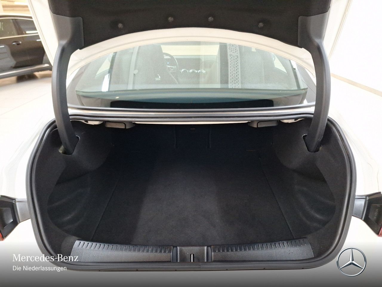 Mercedes-Benz CLA 200 4M Cp Progressive - Samsaru's Car Outlet