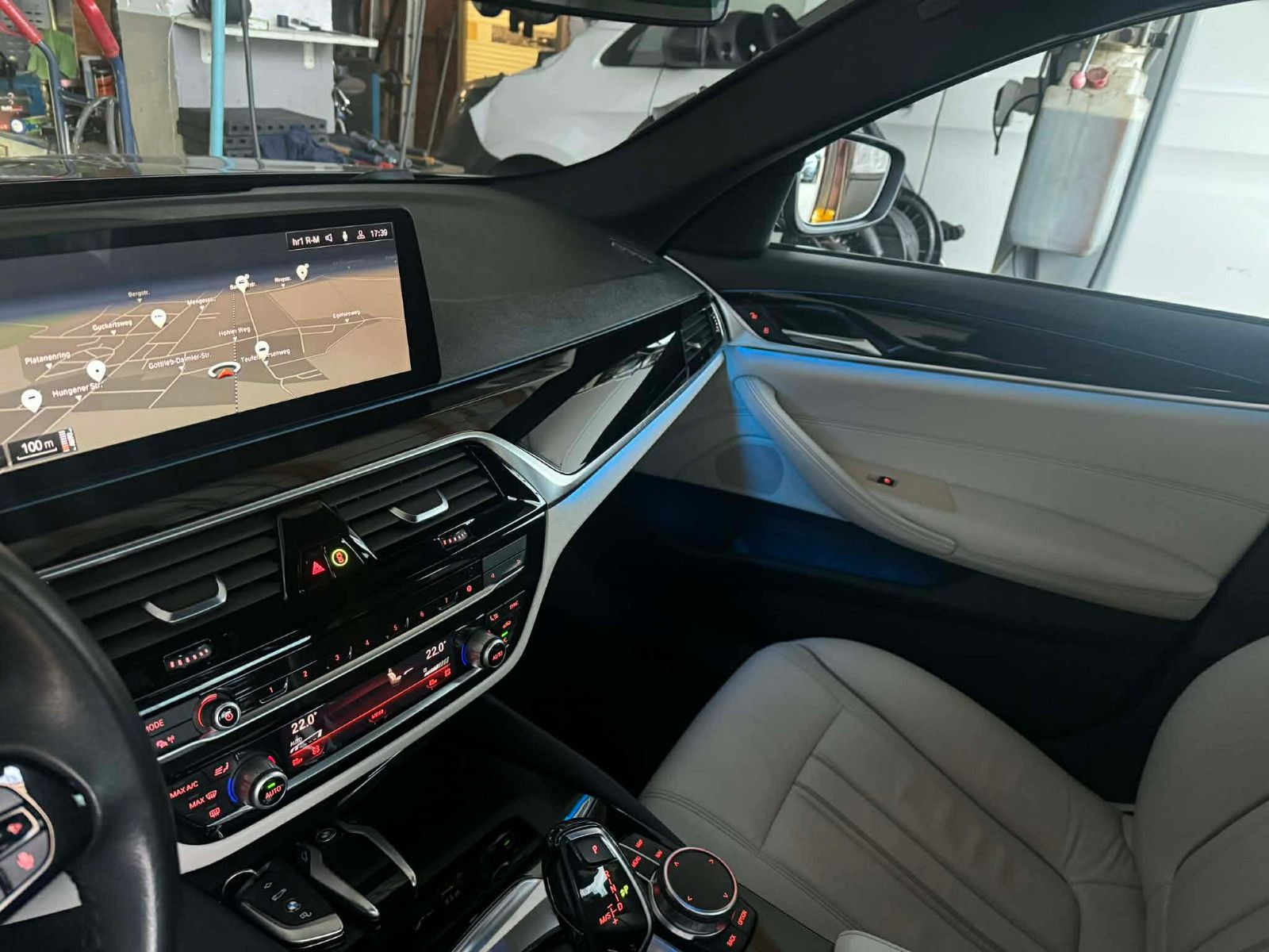 BMW 530 e xDrive M Sport S Dach, Display Key LDG