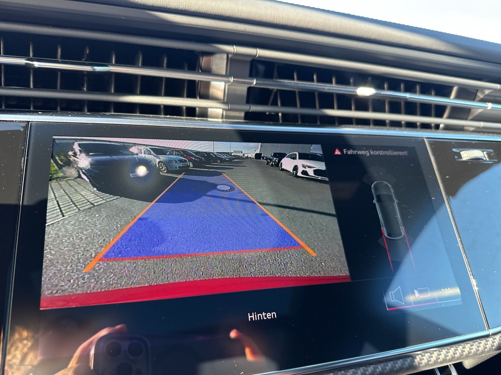 Audi RS Q8 SUV performance tiptr. Vmax305 Stdhz PANO