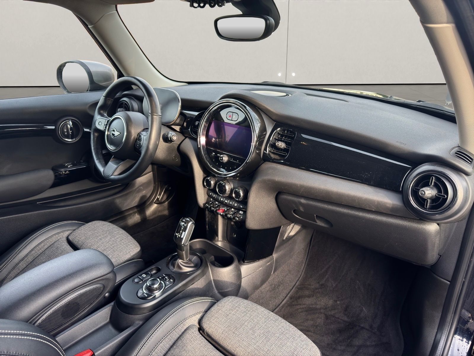 MINI COOPER AUTOMATIK - Samsaru's Car Outlet