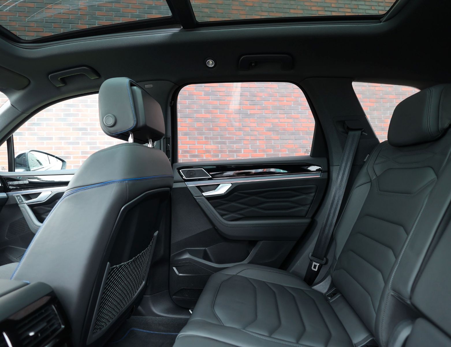 Volkswagen Touareg 3.0 TSI eHybrid 4Motion R