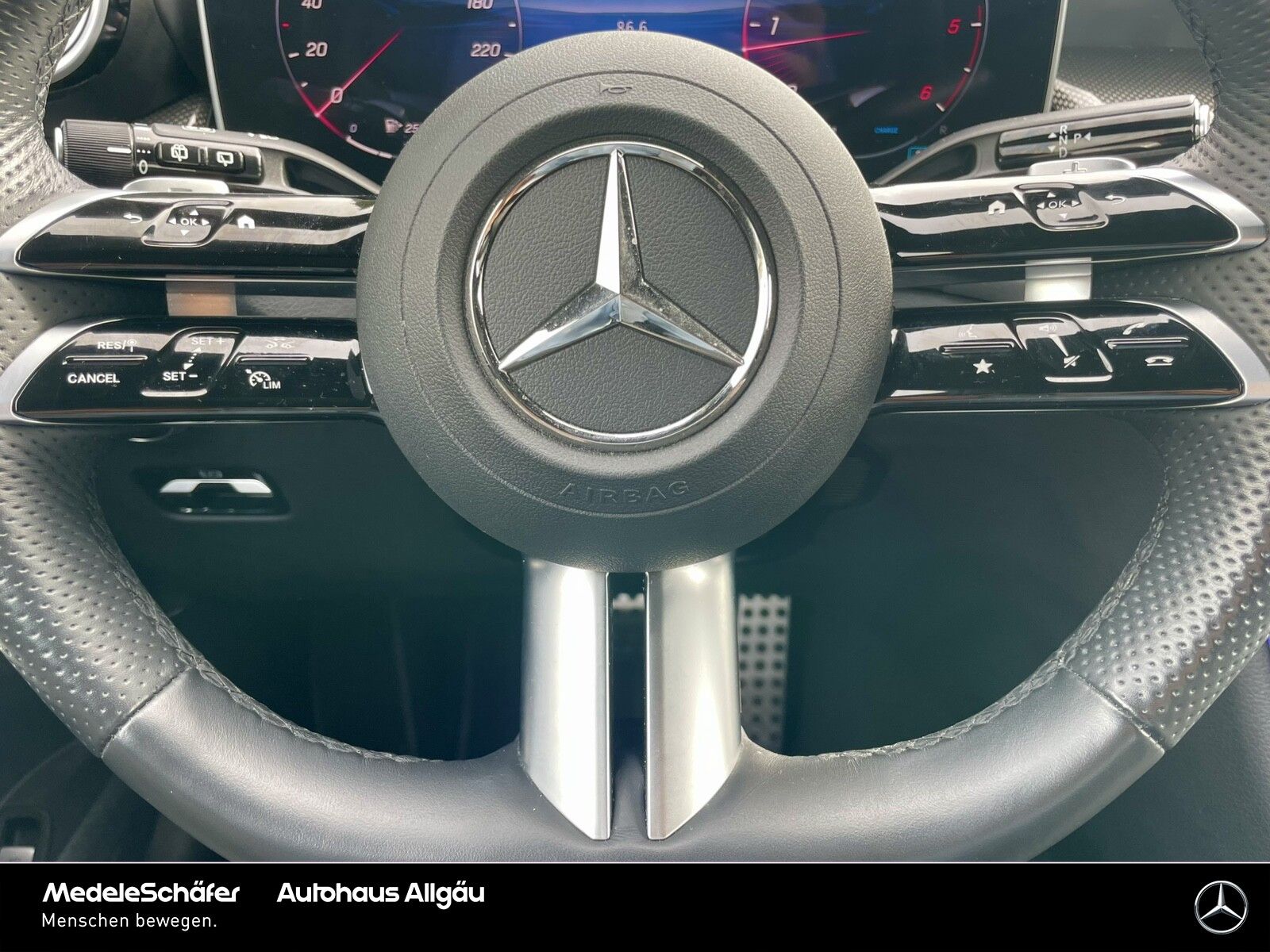 Mercedes-Benz GLC 300 d 4M AMG Night AHK Distronic Pano 360°