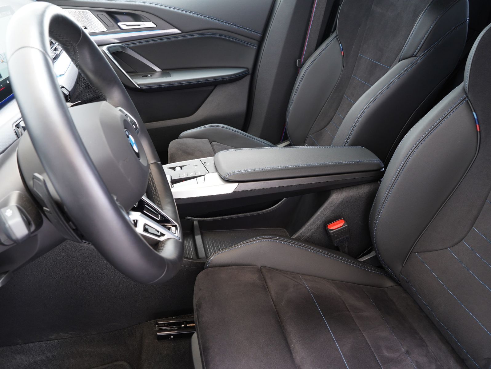 BMW X1 23 i Mild-Hybrid xDrive M Sport Pro - Samsaru's Car Outlet