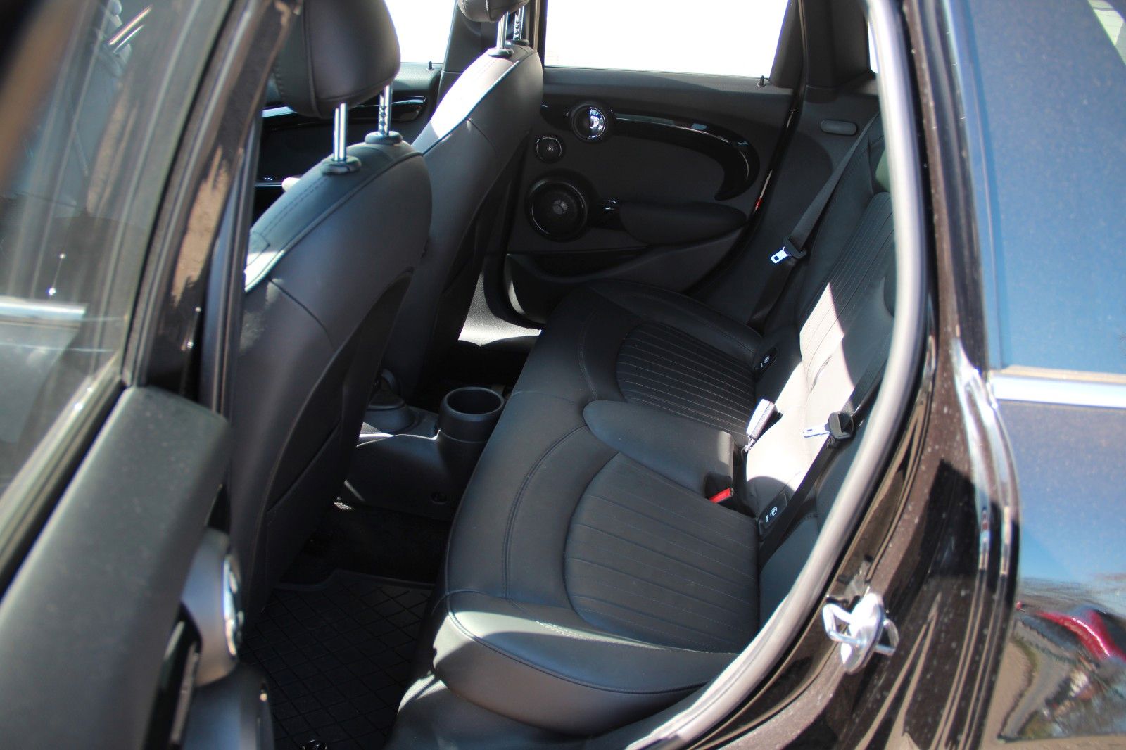 MINI Mini Cooper S Chili - Samsaru's Car Outlet