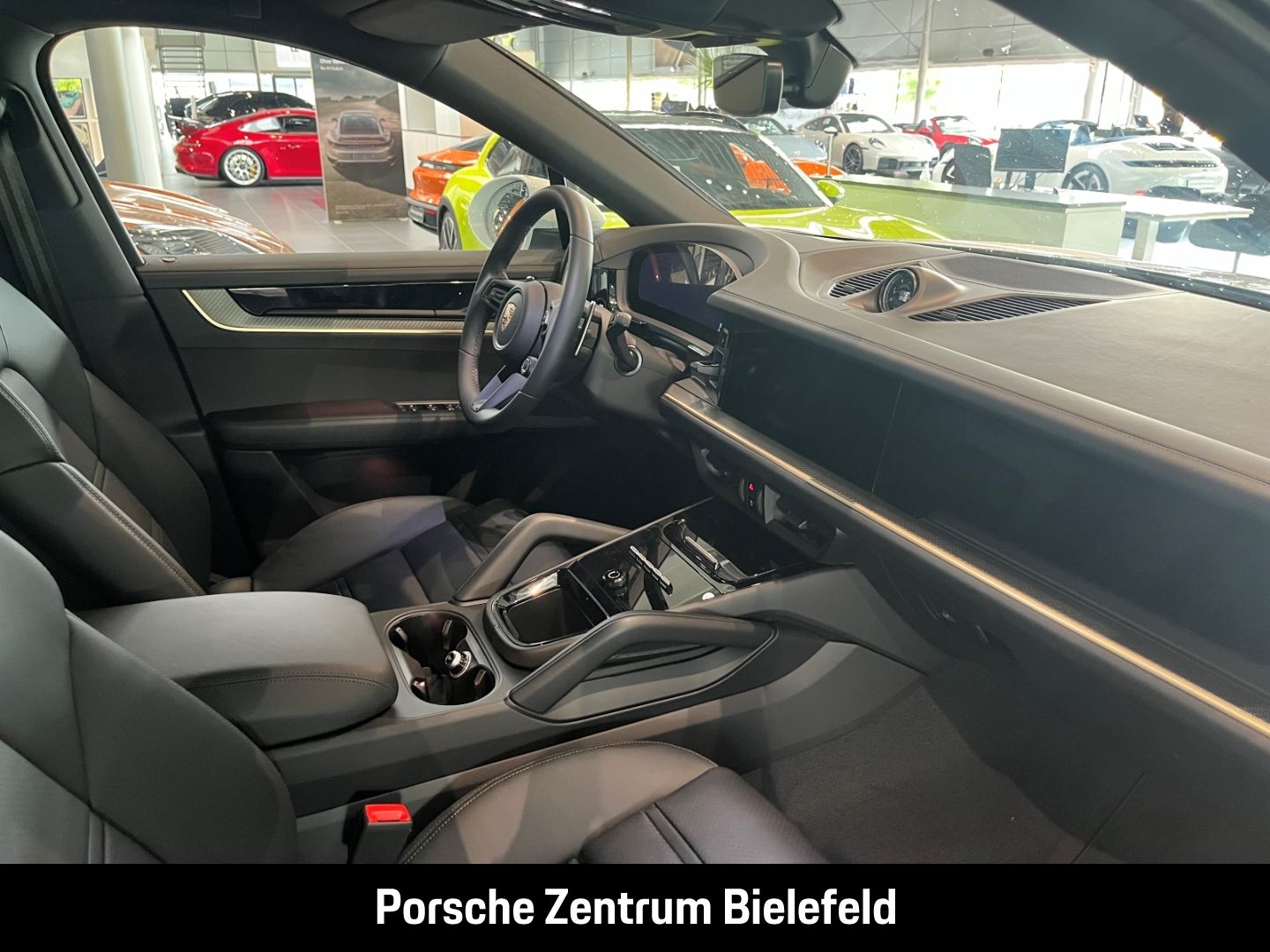 Porsche Cayenne E-Hybrid Coupe Panoramadach LED-Matrix