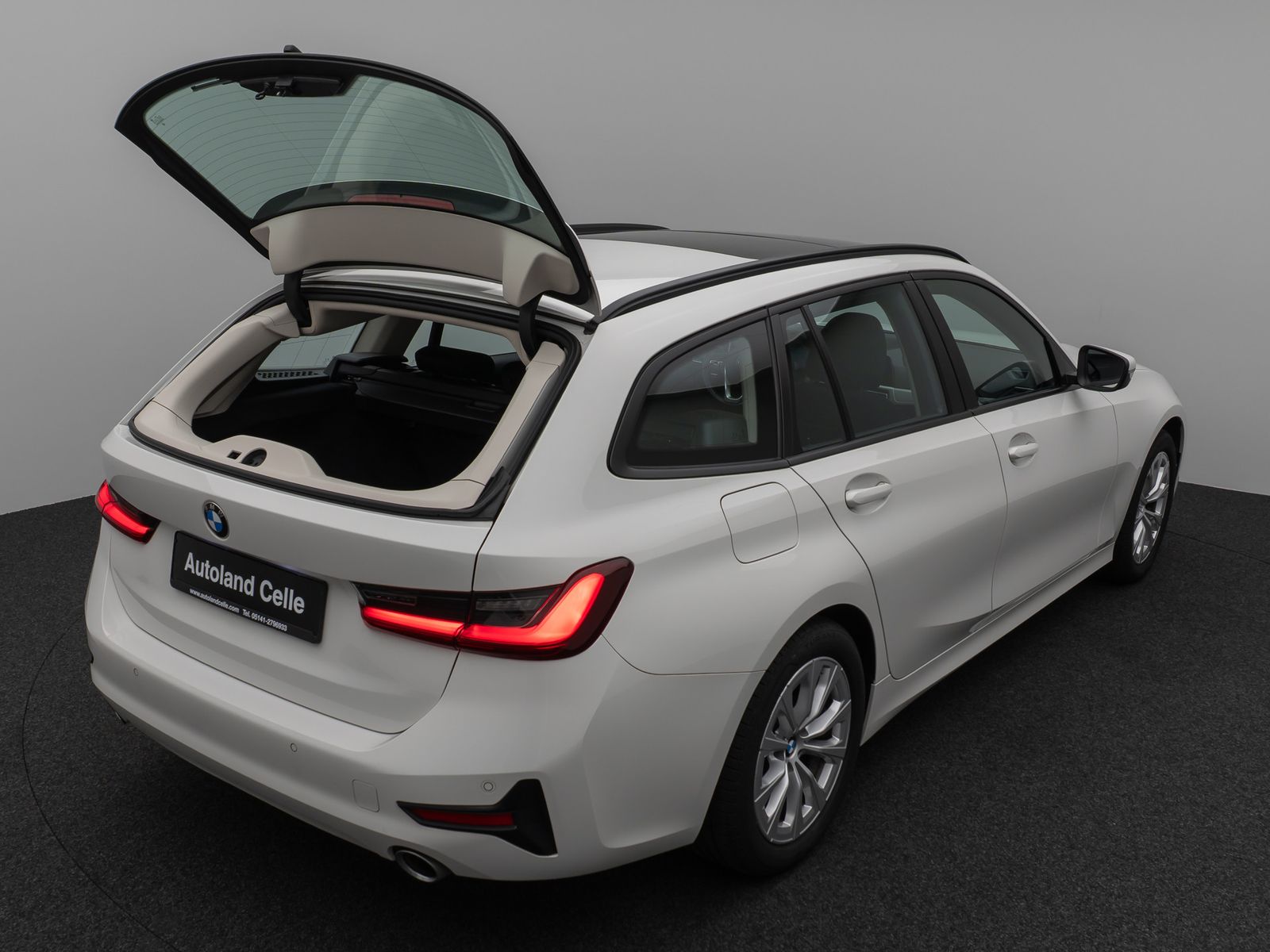 BMW 320d - Samsaru's Car Outlet