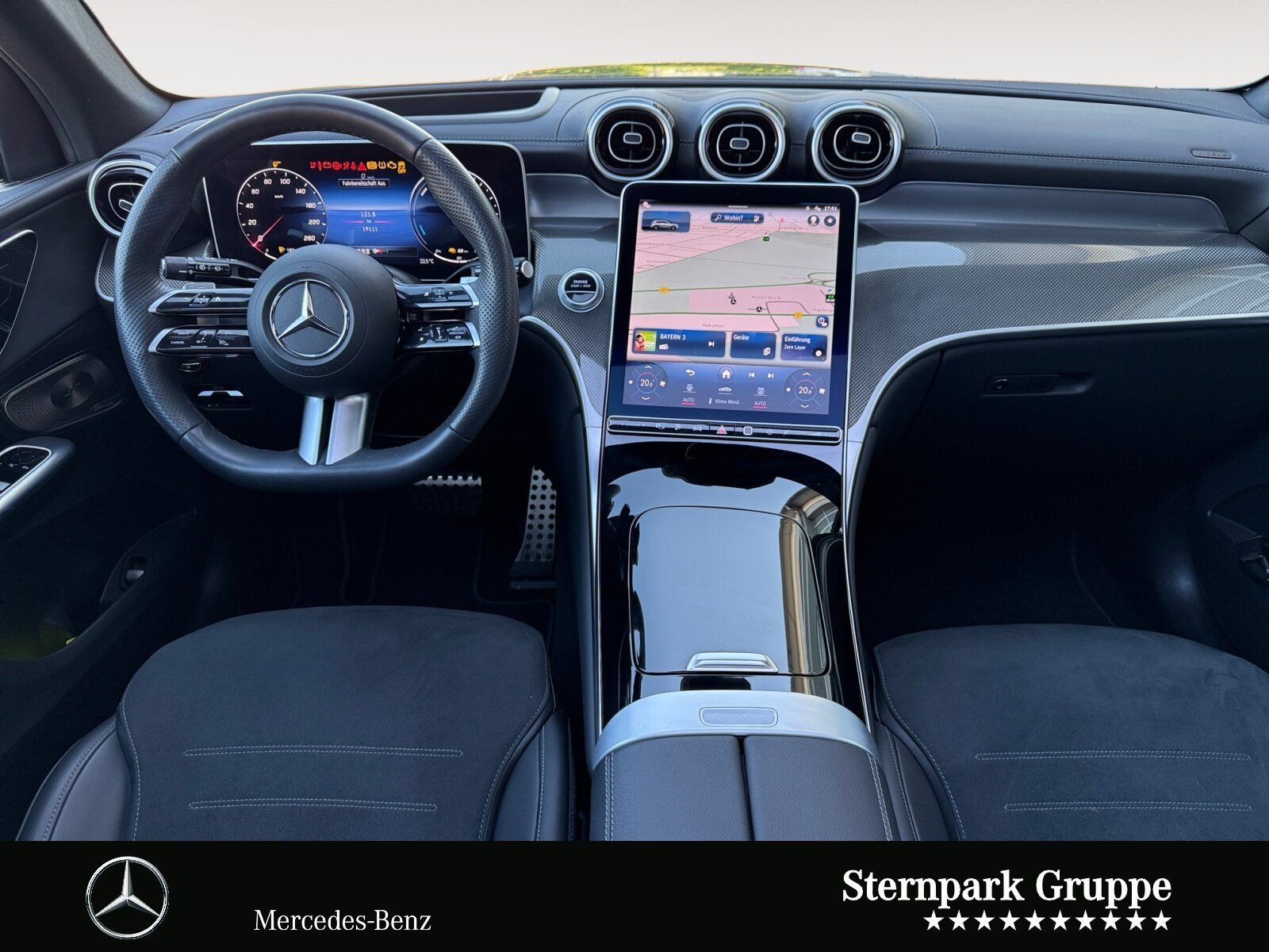 Mercedes-Benz GLC 300 de 4M AMG +AHK+Distro+Pano+Burmester+HuD