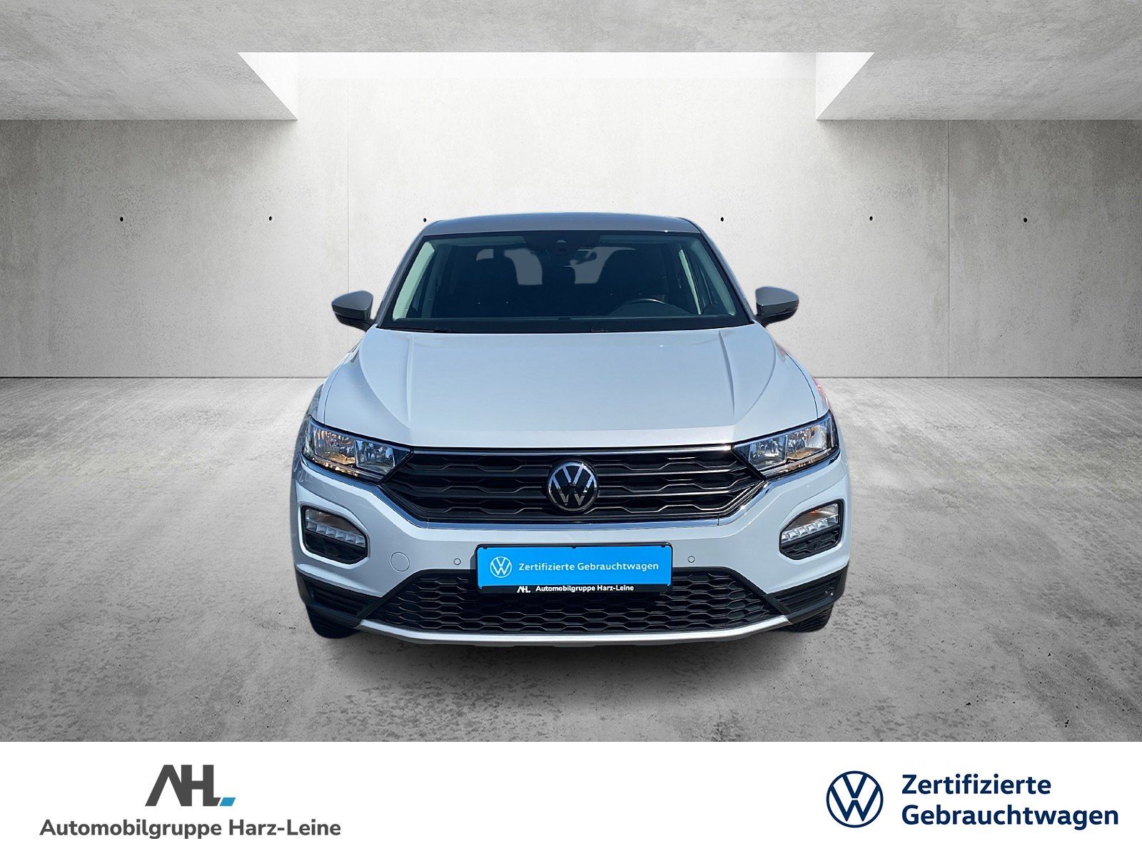 Volkswagen T-Roc 1.5 TSI United DSG - Samsaru's Car Outlet