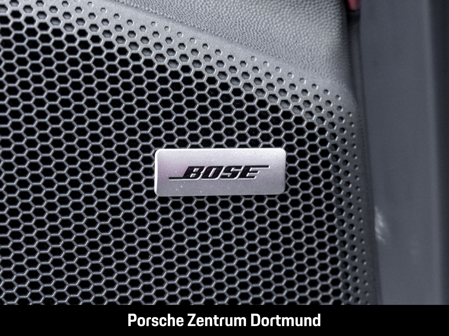 Porsche Macan 4 BOSE Surround-View Panorama Luftfederung