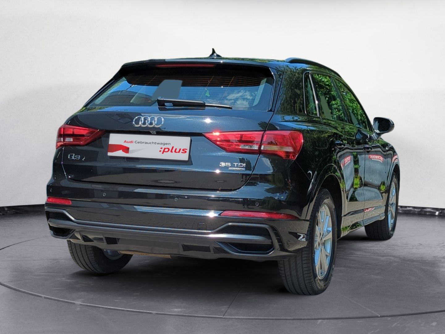 Audi Q3 S line 35 TDI quattro S tronic - Samsaru's Car Outlet