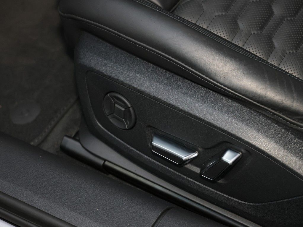 Audi RS 6 Avant 4.0 TFSI quattro