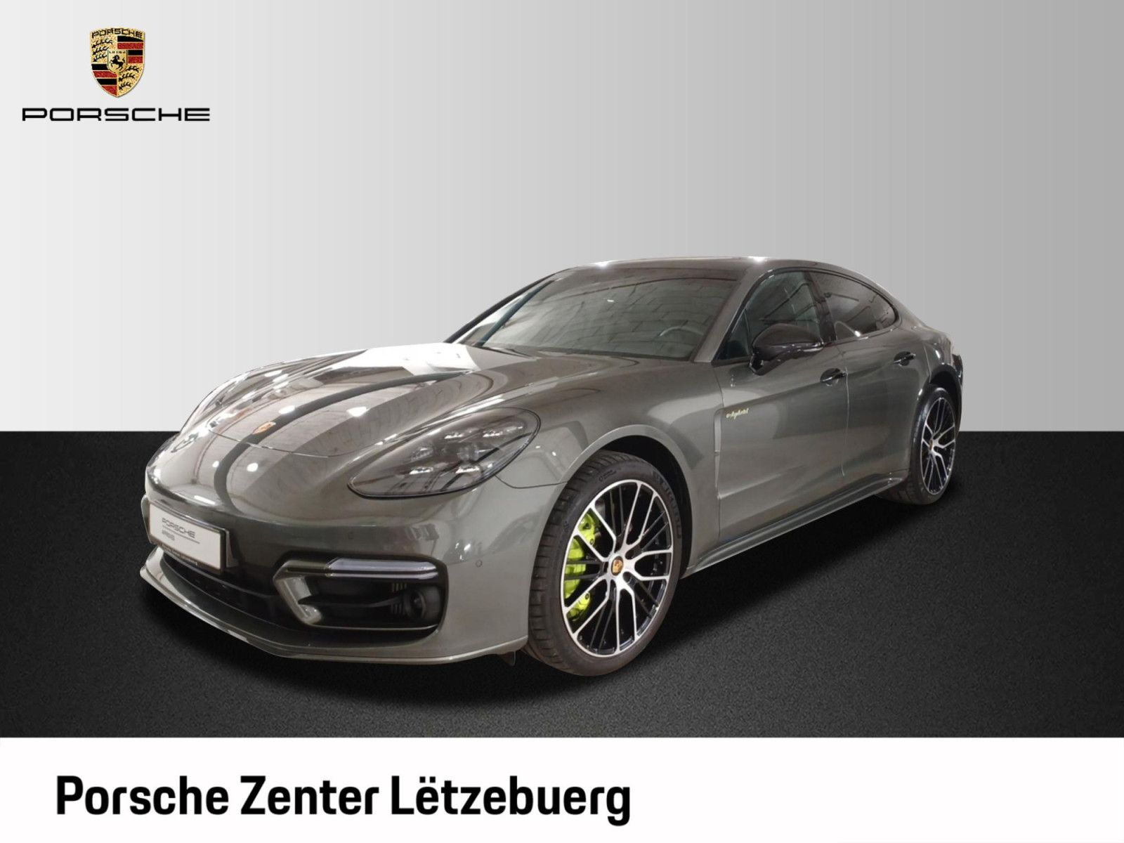 Porsche Panamera 4 E-Hybrid Platinum Edition