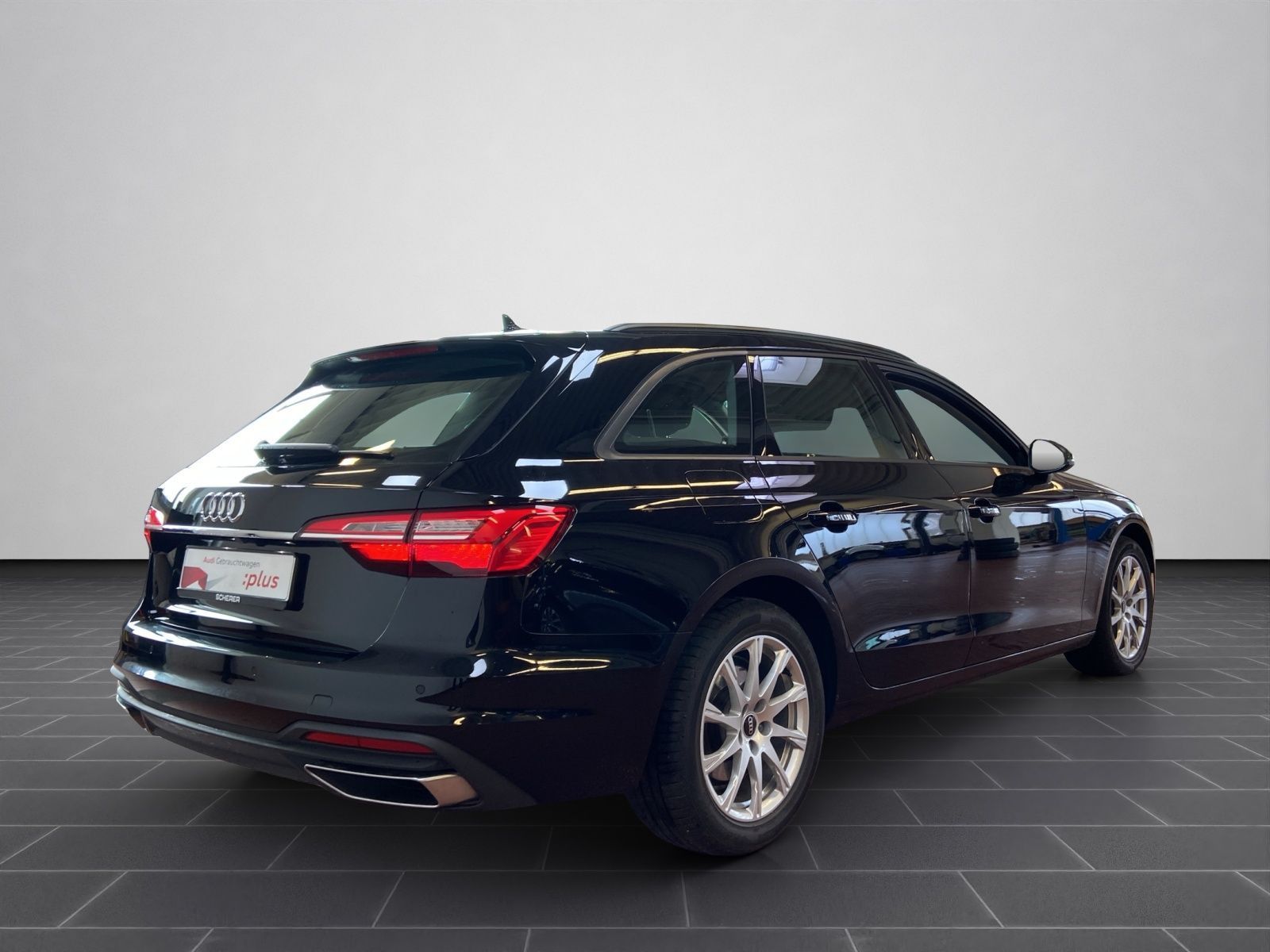 Audi A4 Avant 40 TFSI S tronic - Samsaru's Car Outlet